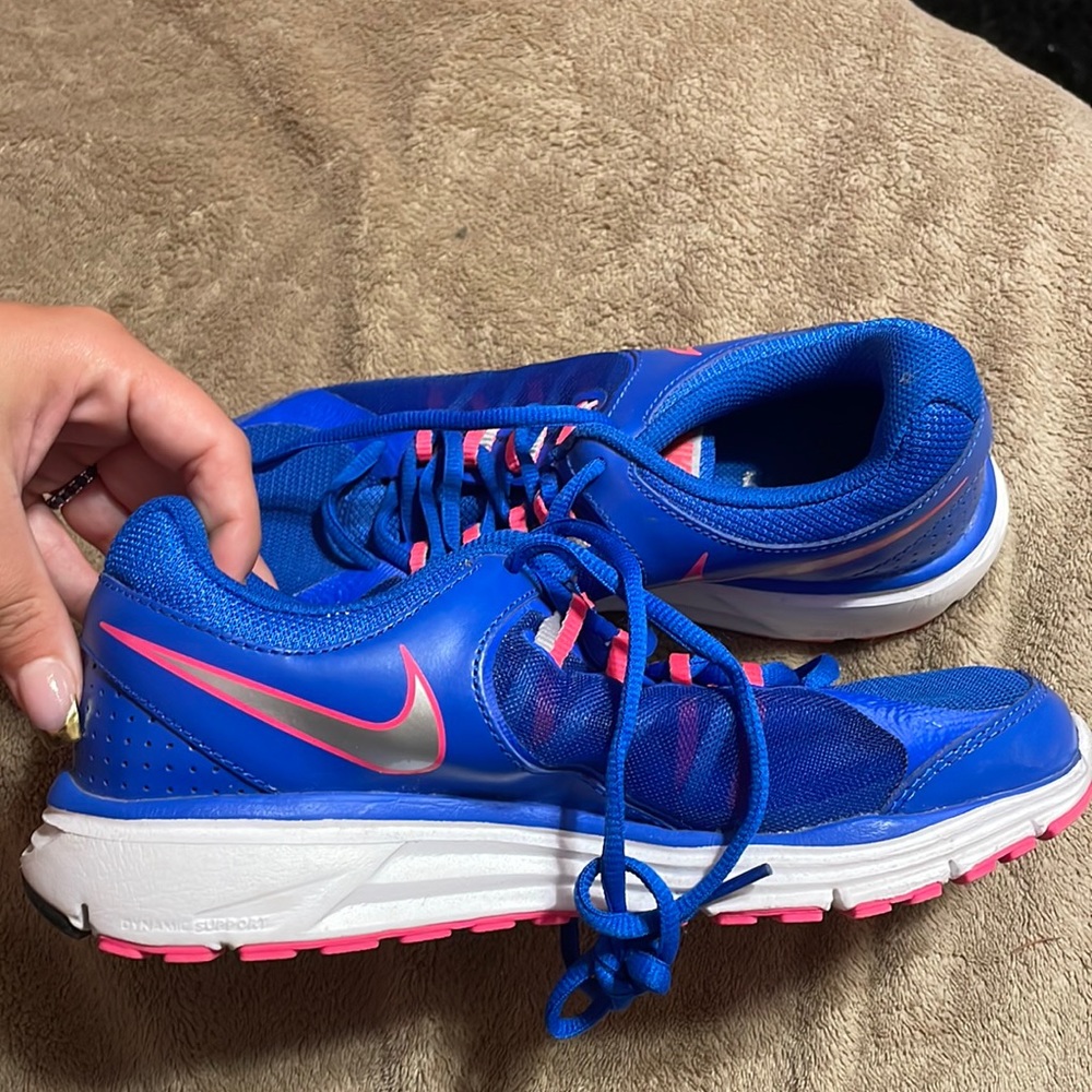 Womens running shoes
